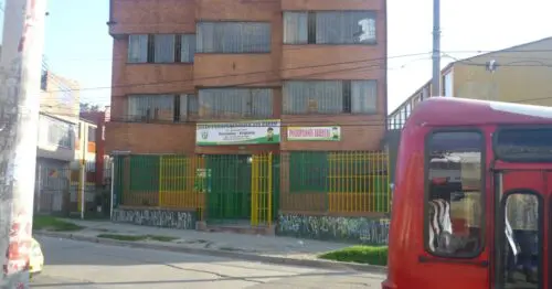 LICEO PSICOPEDAGOGICO SAN PABLO TRANSVERSAL 5G 48P 03 SUR LICEO PSICOPEDAGOGICO SAN PABLO TRANSVERSAL 5G 48P 03 SUR